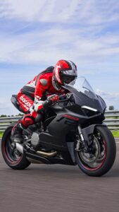 Ducati Panigale V2 Wallpapers