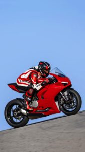 Ducati Panigale V2 Wallpapers